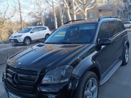 Чорний Мерседес ГЛ-Клас, об'ємом двигуна 5.5 л та пробігом 243 тис. км за 12500 $, фото 1 на Automoto.ua