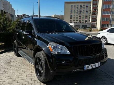 Мерседес ГЛ-класс 2008 в Хмельницком на Automoto.ua Черный Мерседес ГЛ-класс, объемом двигателя 4.7 л и пробегом 309 тыс. км за 11500 $, фото 1 на Automoto.ua