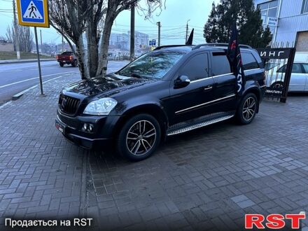 Чорний Мерседес ГЛ-Клас, об'ємом двигуна 5.5 л та пробігом 225 тис. км за 12700 $, фото 1 на Automoto.ua