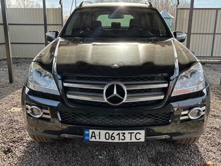 Черный Мерседес ГЛ-класс, объемом двигателя 5.46 л и пробегом 335 тыс. км за 13500 $, фото 1 на Automoto.ua