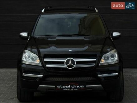 Черный Мерседес ГЛ-класс, объемом двигателя 2.99 л и пробегом 212 тыс. км за 17999 $, фото 1 на Automoto.ua