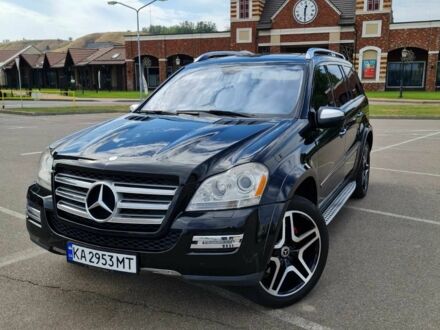 Черный Мерседес ГЛ-класс, объемом двигателя 5.5 л и пробегом 230 тыс. км за 14800 $, фото 1 на Automoto.ua