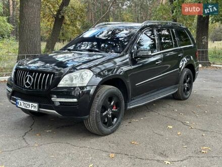 Мерседес ГЛ-Клас 2011 у Києві на Automoto.ua Чорний Мерседес ГЛ-Клас, об'ємом двигуна 5.5 л та пробігом 265 тис. км за 12900 $, фото 1 на Automoto.ua