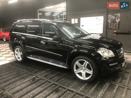 Мерседес ГЛ-класс 2011 в Киеве на Automoto.ua Черный Мерседес ГЛ-класс, объемом двигателя 5.5 л и пробегом 167 тыс. км за 19500 $, фото 1 на Automoto.ua