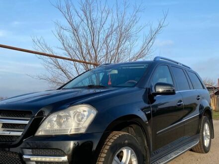 Черный Мерседес ГЛ-класс, объемом двигателя 3 л и пробегом 190 тыс. км за 25000 $, фото 1 на Automoto.ua