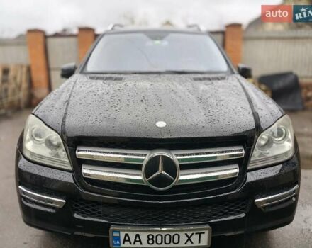 Чорний Мерседес ГЛ-Клас, об'ємом двигуна 5.46 л та пробігом 180 тис. км за 15300 $, фото 1 на Automoto.ua