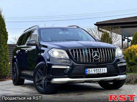 Черный Мерседес ГЛ-класс, объемом двигателя 5.5 л и пробегом 280 тыс. км за 25000 $, фото 1 на Automoto.ua