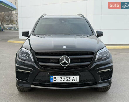 Черный Мерседес ГЛ-класс, объемом двигателя 3 л и пробегом 184 тыс. км за 33000 $, фото 1 на Automoto.ua