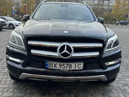 Черный Мерседес ГЛ-класс, объемом двигателя 3 л и пробегом 300 тыс. км за 26777 $, фото 1 на Automoto.ua
