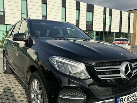 Черный Мерседес ГЛ-класс, объемом двигателя 2.1 л и пробегом 226 тыс. км за 31000 $, фото 1 на Automoto.ua