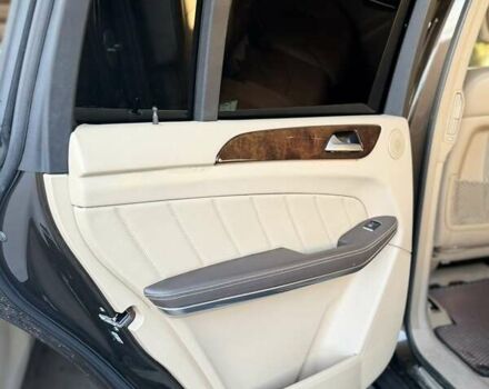 Коричневый Мерседес ГЛ-класс, объемом двигателя 4.66 л и пробегом 217 тыс. км за 27000 $, фото 8 на Automoto.ua