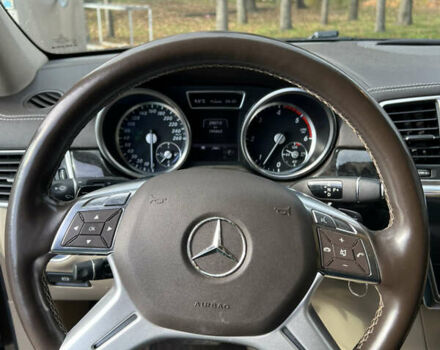 Коричневый Мерседес ГЛ-класс, объемом двигателя 3 л и пробегом 196 тыс. км за 27500 $, фото 11 на Automoto.ua