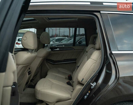 Коричневый Мерседес ГЛ-класс, объемом двигателя 3 л и пробегом 196 тыс. км за 28800 $, фото 33 на Automoto.ua