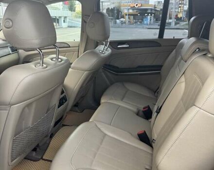 Мерседес ГЛ-Клас 2013 у Харкові на Automoto.ua Коричневий Мерседес ГЛ-Клас, об'ємом двигуна 3 л та пробігом 218 тис. км за 26000 $, фото 10 на Automoto.ua