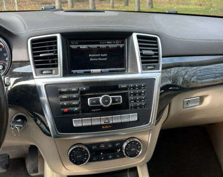 Коричневый Мерседес ГЛ-класс, объемом двигателя 3 л и пробегом 196 тыс. км за 27500 $, фото 12 на Automoto.ua