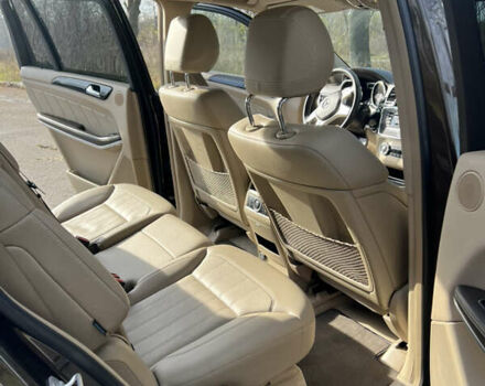 Коричневый Мерседес ГЛ-класс, объемом двигателя 3 л и пробегом 196 тыс. км за 26800 $, фото 23 на Automoto.ua