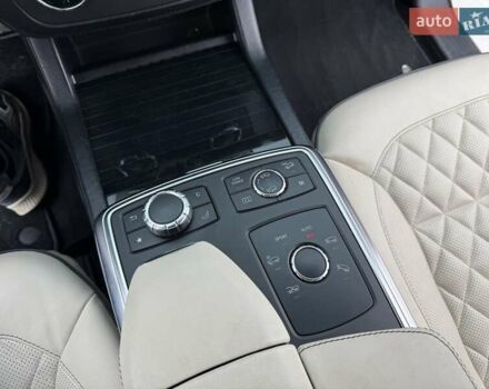 Коричневий Мерседес ГЛ-Клас, об'ємом двигуна 4.66 л та пробігом 210 тис. км за 25500 $, фото 16 на Automoto.ua