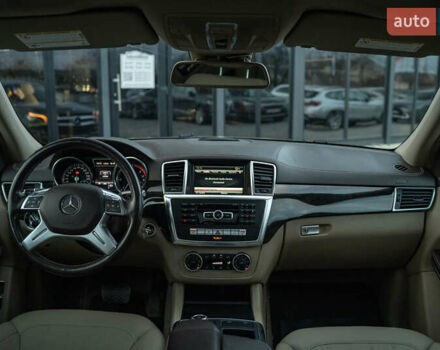 Коричневый Мерседес ГЛ-класс, объемом двигателя 3 л и пробегом 196 тыс. км за 28800 $, фото 22 на Automoto.ua