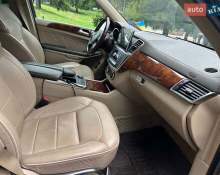 Коричневый Мерседес ГЛ-класс, объемом двигателя 2.99 л и пробегом 280 тыс. км за 21000 $, фото 33 на Automoto.ua