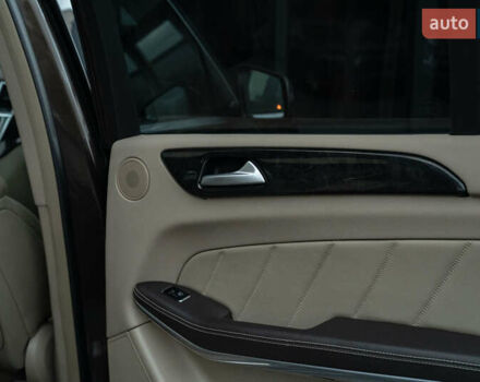 Коричневый Мерседес ГЛ-класс, объемом двигателя 3 л и пробегом 196 тыс. км за 28800 $, фото 39 на Automoto.ua