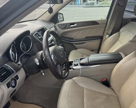 Мерседес ГЛ-Клас 2013 у Харкові на Automoto.ua Коричневий Мерседес ГЛ-Клас, об'ємом двигуна 3 л та пробігом 218 тис. км за 26000 $, фото 9 на Automoto.ua