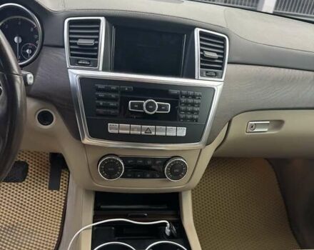 Мерседес ГЛ-Клас 2013 у Харкові на Automoto.ua Коричневий Мерседес ГЛ-Клас, об'ємом двигуна 3 л та пробігом 218 тис. км за 26000 $, фото 13 на Automoto.ua