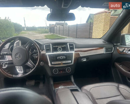 Коричневый Мерседес ГЛ-класс, объемом двигателя 3 л и пробегом 165 тыс. км за 24333 $, фото 22 на Automoto.ua
