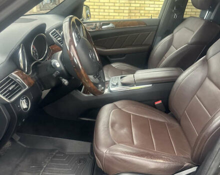 Коричневый Мерседес ГЛ-класс, объемом двигателя 3 л и пробегом 165 тыс. км за 24333 $, фото 18 на Automoto.ua