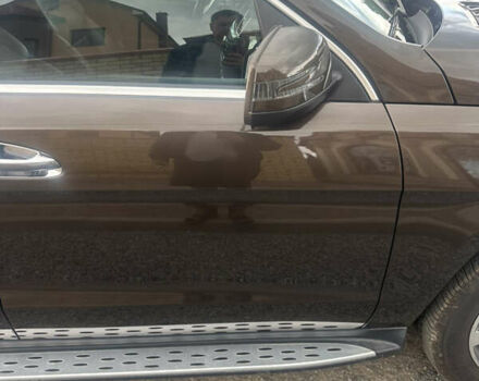 Коричневый Мерседес ГЛ-класс, объемом двигателя 3 л и пробегом 165 тыс. км за 24333 $, фото 2 на Automoto.ua