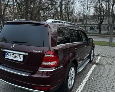 Мерседес ГЛ-класс 2010 в Одессе на Automoto.ua Красный Мерседес ГЛ-класс, объемом двигателя 3 л и пробегом 280 тыс. км за 16700 $, фото 4 на Automoto.ua