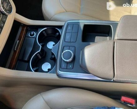 Мерседес ГЛ-класс, объемом двигателя 4.7 л и пробегом 125 тыс. км за 21900 $, фото 18 на Automoto.ua