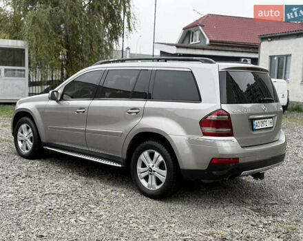 Мерседес ГЛ-класс, объемом двигателя 4 л и пробегом 309 тыс. км за 12000 $, фото 2 на Automoto.ua