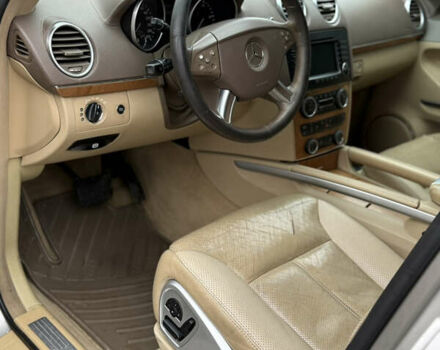 Мерседес ГЛ-класс, объемом двигателя 4 л и пробегом 309 тыс. км за 12000 $, фото 10 на Automoto.ua