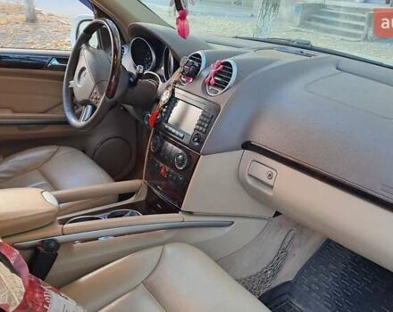 Мерседес ГЛ-класс, объемом двигателя 4.66 л и пробегом 300 тыс. км за 13500 $, фото 11 на Automoto.ua