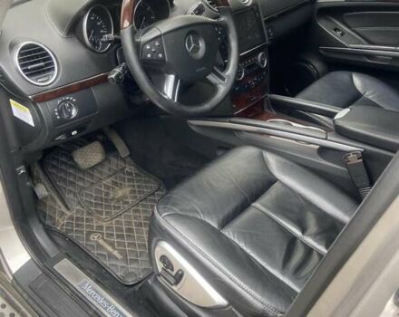Мерседес ГЛ-класс, объемом двигателя 4.7 л и пробегом 300 тыс. км за 15000 $, фото 17 на Automoto.ua