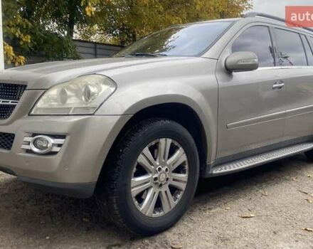 Мерседес ГЛ-класс, объемом двигателя 4.7 л и пробегом 300 тыс. км за 15000 $, фото 11 на Automoto.ua