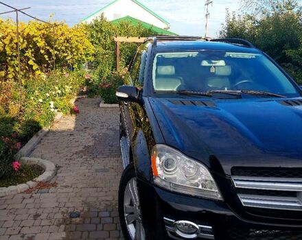 Мерседес ГЛ-класс 2008 в Черкассах на Automoto.ua Мерседес ГЛ-класс, объемом двигателя 4.5 л и пробегом 352 тыс. км за 15500 $, фото 4 на Automoto.ua