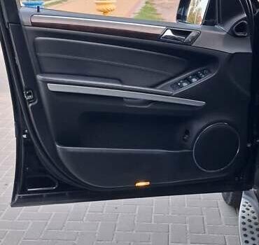 Мерседес ГЛ-Клас, об'ємом двигуна 2.99 л та пробігом 365 тис. км за 16999 $, фото 10 на Automoto.ua