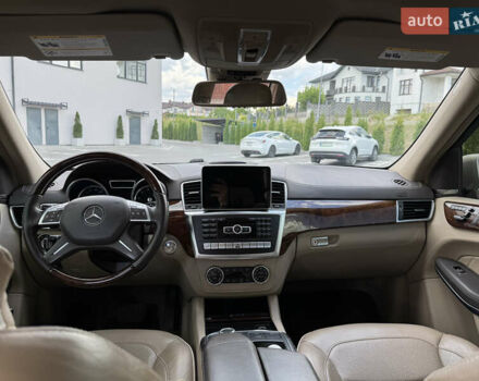 Мерседес ГЛ-Клас, об'ємом двигуна 4.66 л та пробігом 253 тис. км за 18000 $, фото 9 на Automoto.ua