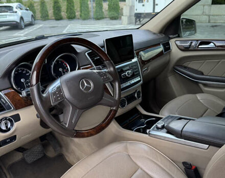 Мерседес ГЛ-Клас, об'ємом двигуна 4.66 л та пробігом 253 тис. км за 18000 $, фото 8 на Automoto.ua