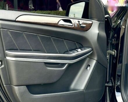 Мерседес ГЛ-класс, объемом двигателя 4.7 л и пробегом 280 тыс. км за 21900 $, фото 18 на Automoto.ua