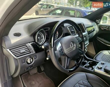 Мерседес ГЛ-класс, объемом двигателя 4.66 л и пробегом 147 тыс. км за 30000 $, фото 9 на Automoto.ua