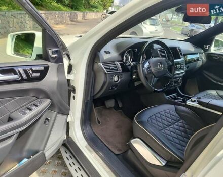 Мерседес ГЛ-класс, объемом двигателя 4.66 л и пробегом 147 тыс. км за 30000 $, фото 11 на Automoto.ua