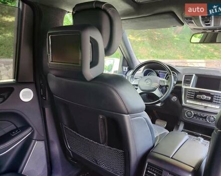 Мерседес ГЛ-класс, объемом двигателя 4.66 л и пробегом 147 тыс. км за 30000 $, фото 16 на Automoto.ua