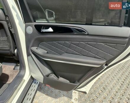 Мерседес ГЛ-класс, объемом двигателя 4.66 л и пробегом 147 тыс. км за 30000 $, фото 14 на Automoto.ua