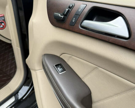 Мерседес ГЛ-класс, объемом двигателя 3 л и пробегом 345 тыс. км за 33000 $, фото 24 на Automoto.ua