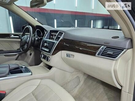 Мерседес ГЛ-Клас, об'ємом двигуна 3 л та пробігом 235 тис. км за 28000 $, фото 1 на Automoto.ua