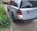 Серый Мерседес ГЛ-класс, объемом двигателя 4.7 л и пробегом 370 тыс. км за 10300 $, фото 2 на Automoto.ua