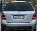 Мерседес ГЛ-класс 2006 в Вольногорске на Automoto.ua Серый Мерседес ГЛ-класс, объемом двигателя 5.5 л и пробегом 300 тыс. км за 13000 $, фото 5 на Automoto.ua