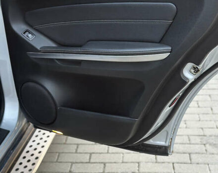 Серый Мерседес ГЛ-класс, объемом двигателя 2.99 л и пробегом 403 тыс. км за 11500 $, фото 20 на Automoto.ua